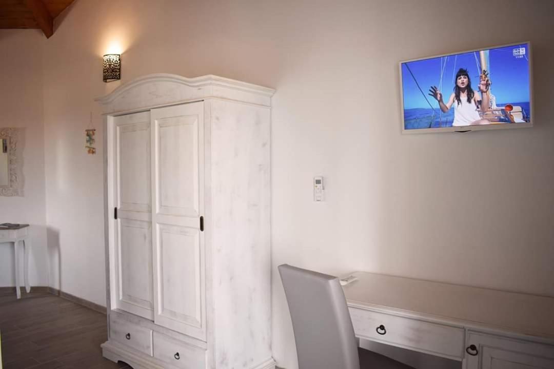 Corallo Rooms Budoni Exterior photo